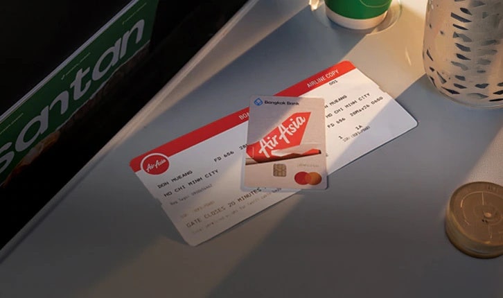 รับเครดิตเงินคืนสูงสุด 200 บาท เมื่อสมัครและใช้จ่ายผ่านบัตร